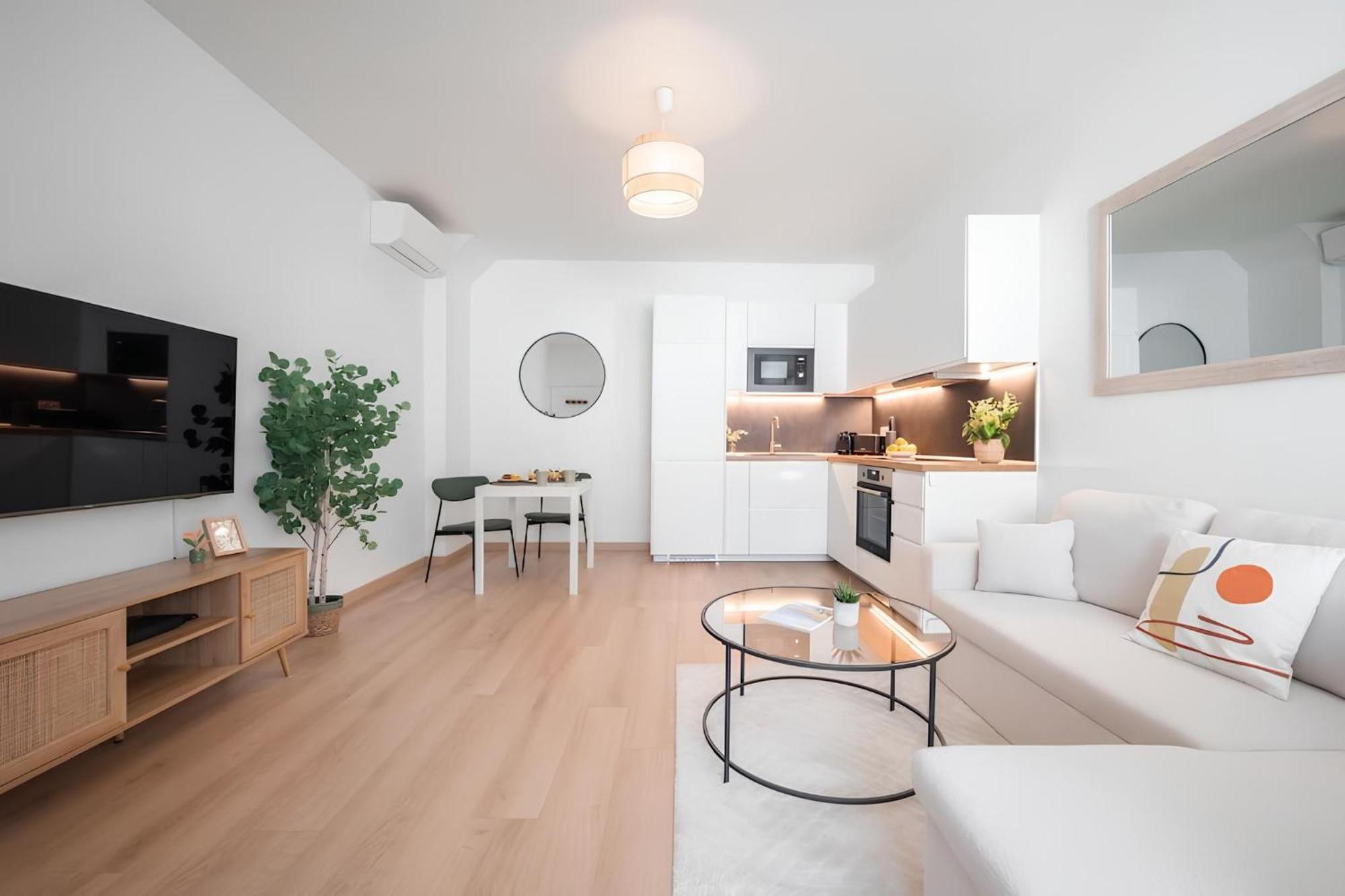 Cozy Appartement Plein Centre, Proche Gare/Plage Menton Exteriér fotografie