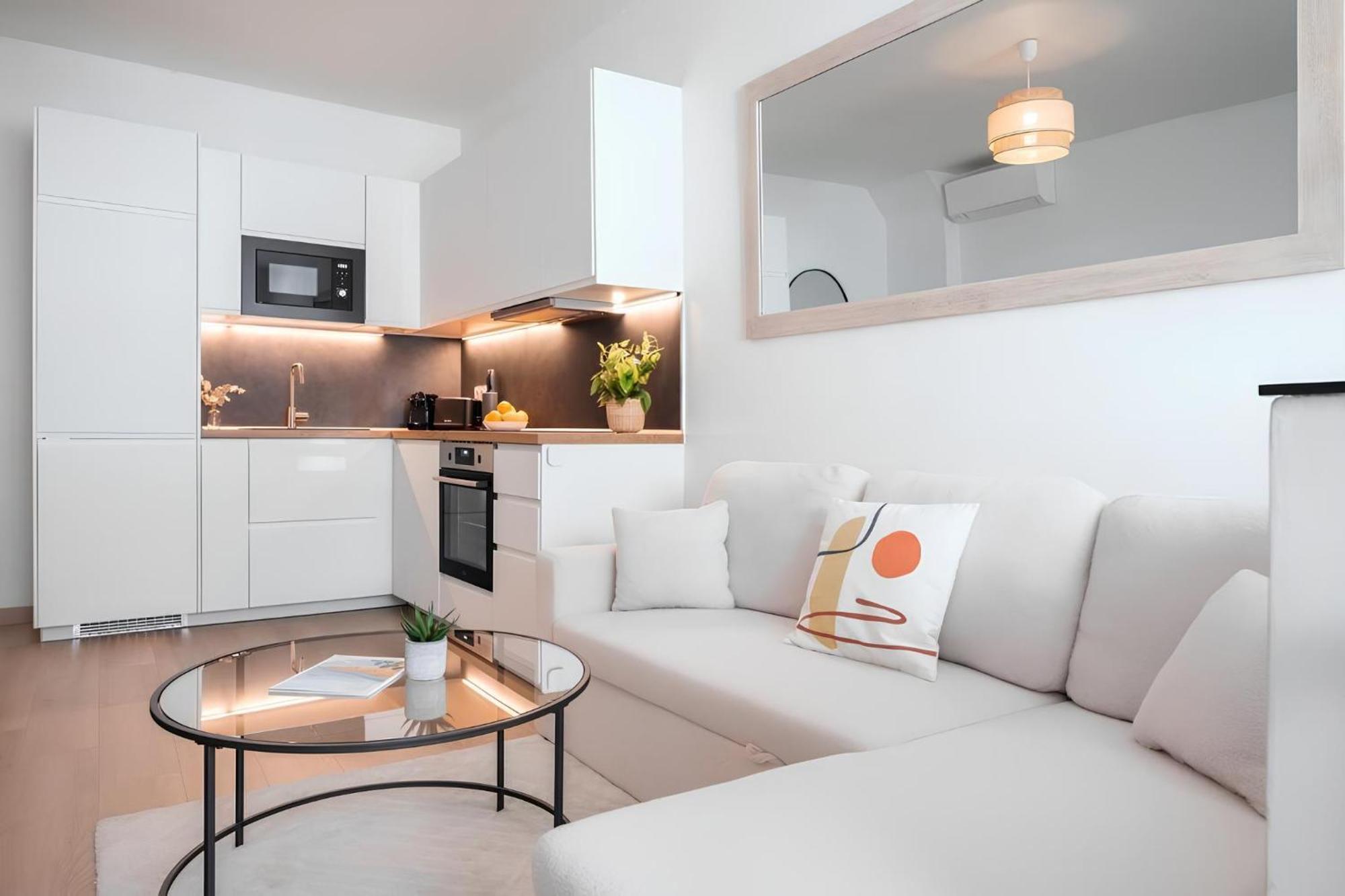Cozy Appartement Plein Centre, Proche Gare/Plage Menton Exteriér fotografie